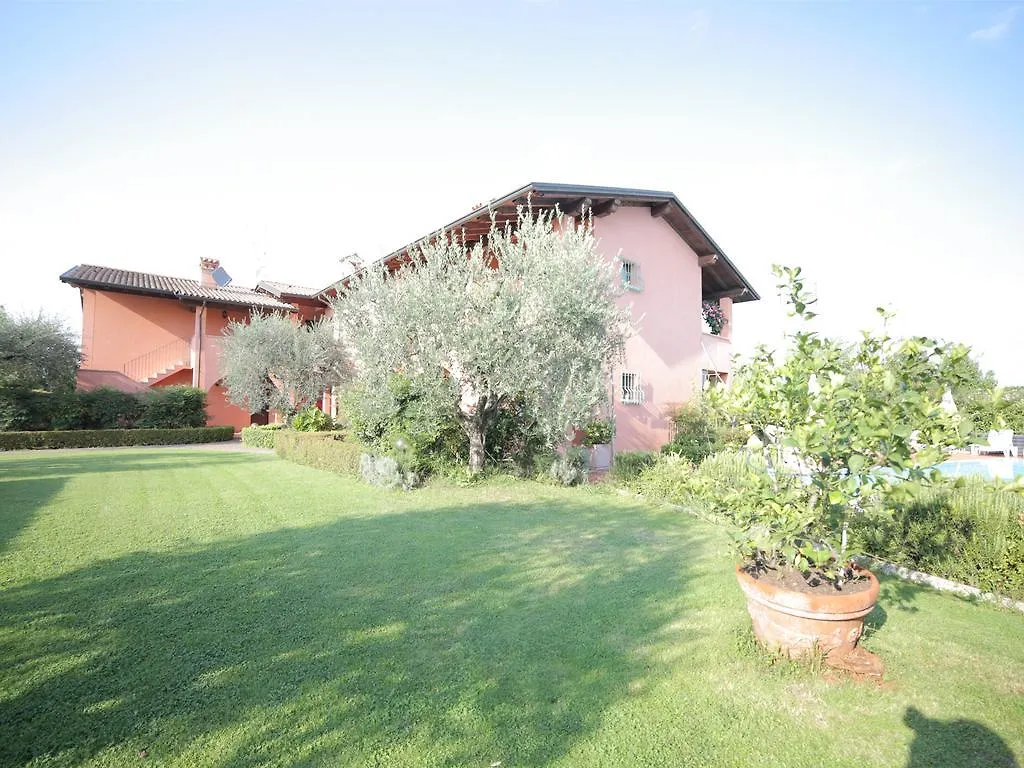 Bellasirmione Holiday Apartments Апарт-отель Сирмионе