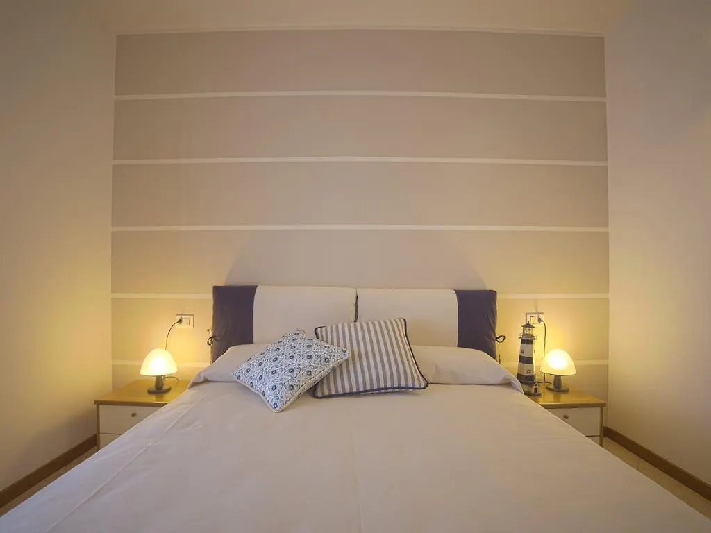 BellaSirmione Holiday Apartments