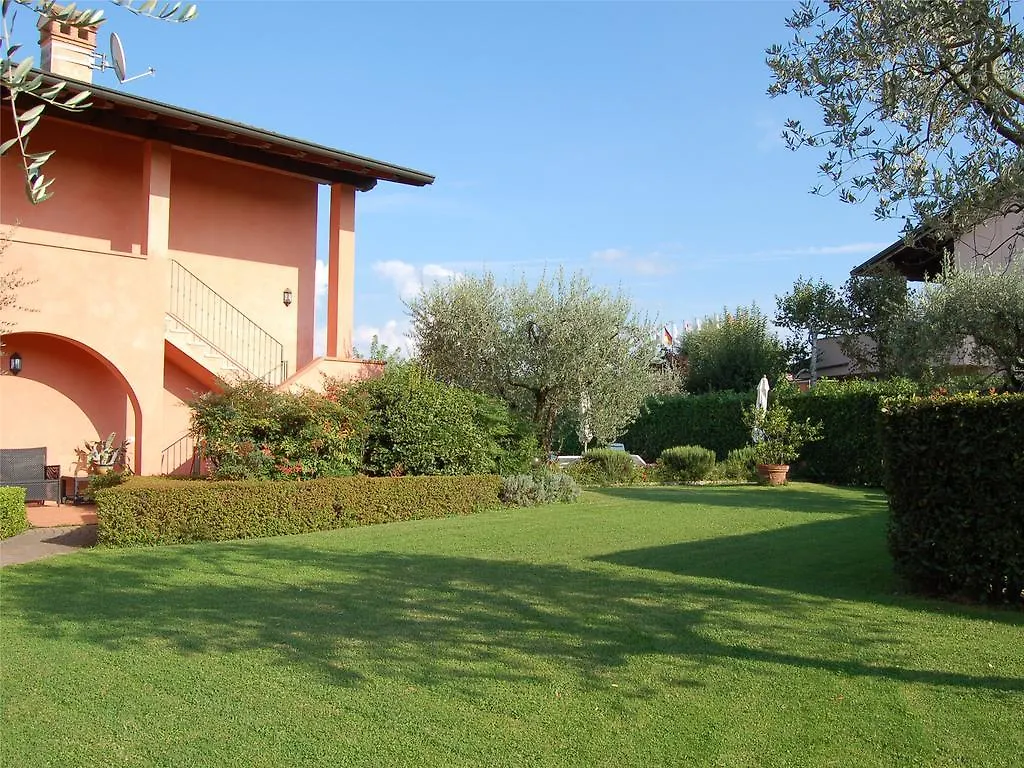 Aparthotel BellaSirmione Holiday Apartments
