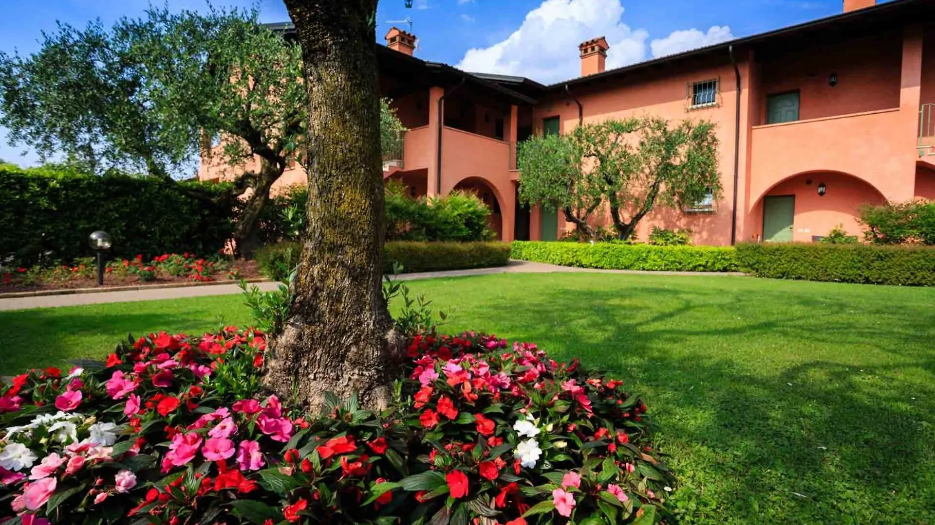 Bellasirmione Holiday Apartments Apart-hotel