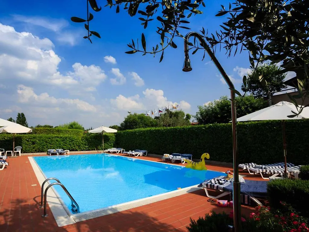 Bellasirmione Holiday Apartments